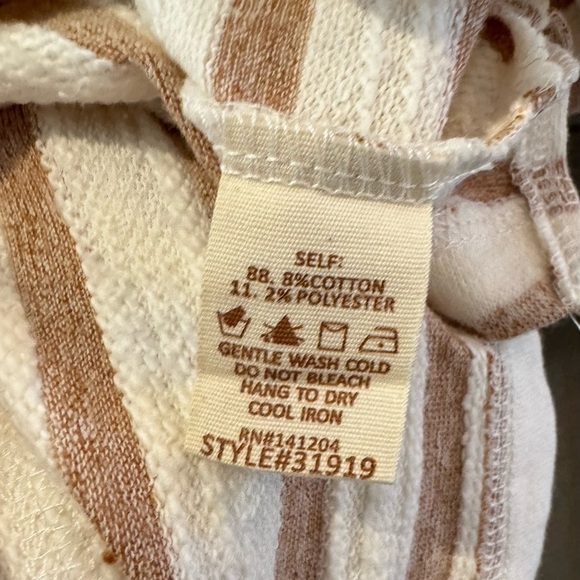 HT28 Hem & Thread NWT Cotton Blend Striped Hoodie Lace Trim multiple sizes - Picture 4 of 4